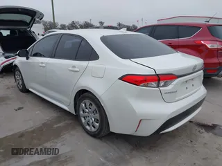 2020 Toyota Corolla LE with VIN JTDEPRAE7LJ073655, listed as a IAAI auction lot 41517910 with 83,251 mi miles. Bid and sale history available at carsss.com. Image 3.