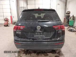 2019 Volkswagen Tiguan SE with VIN 3VV2B7AX3KM017948, listed as a IAAI auction lot 41564360 with 129,302 mi miles and . Bid and sale history available at DreamBid. Image 17.