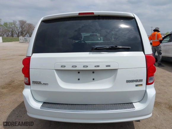 2016 Dodge Grand Caravan SE with VIN 2C4RDGBG2GR345657, listed as a IAAI auction lot 42104710 with 81,916 mi miles. Bid and sale history available at carsss.com. Image 17.