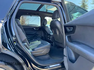 2019 Audi Q7 Prestige with VIN WA1VAAF72KD007695, listed as a Copart auction lot 52756465 with 142,760 mi miles and Clean Title. Bid and sale history available at carsss.com. Image 6.