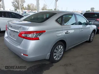 2015 Nissan Sentra SV z VIN 3N1AB7AP9FY319370, wystawiony jako IAAI lot #42098193 z przebiegiem 95 099 mil mil oraz . Historia ofert i sprzedaży dostępna na DreamBid. Obrazek 4.