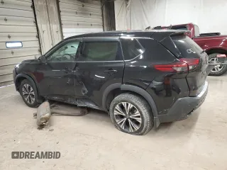 2021 Nissan Rogue SV z VIN 5N1AT3BB9MC771102, wystawiony jako Copart lot #52547865 z przebiegiem 105 602 mil mil oraz Szkoda całkowita • Salvage title. Historia ofert i sprzedaży dostępna na DreamBid. Obrazek 2.