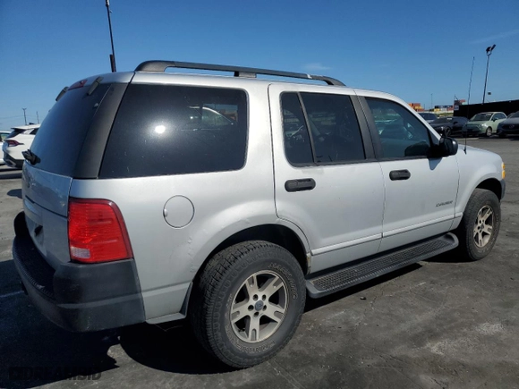2002 Ford Explorer XLS with VIN 1FMZU72E92UA49279, listed as a Copart auction lot 50059725 with 161,682 mi miles and Salvage Title. Bid and sale history available at carsss.com. Image 3.