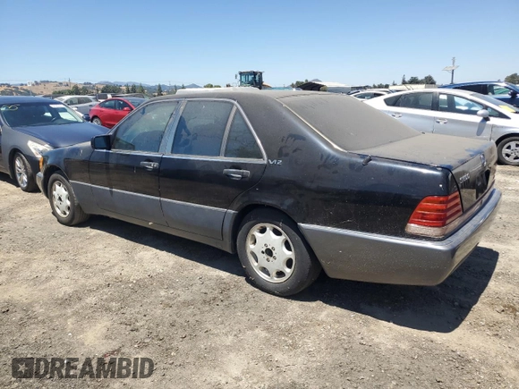 1992 Mercedes-Benz S 320 z VIN WDBGA32E5NA018970, wystawiony jako Copart lot #62782204 z przebiegiem 135 854 mil mil oraz Czysty tytuł • Clean title. Historia ofert i sprzedaży dostępna na DreamBid. Obrazek 2.