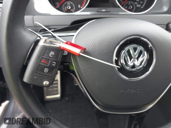 2019 Volkswagen Golf S z VIN 3VWH17AU1KM505617, wystawiony jako IAAI lot #41659236 z przebiegiem 37 964 mil mil oraz . Historia ofert i sprzedaży dostępna na DreamBid. Obrazek 11.