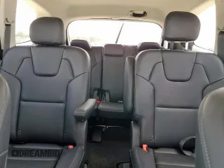 2024 Kia Telluride S z VIN 5XYP6DGC2RG543796, wystawiony jako Copart lot #61414285 z przebiegiem 5 339 mil mil oraz Szkoda całkowita • Salvage title. Historia ofert i sprzedaży dostępna na DreamBid. Obrazek 10.