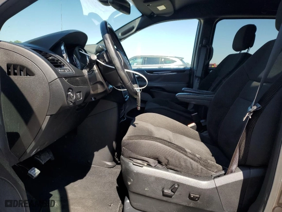 2019 Dodge Grand Caravan SE with VIN 2C4RDGBG8KR783740, listed as a Copart auction lot 46298395 with 58,979 mi miles and Salvage Title. Bid and sale history available at carsss.com. Image 7.