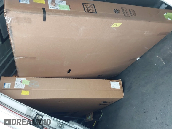 2018 Ram ProMaster Cargo with VIN 3C6URVJG9JE153637, listed as a IAAI auction lot 41877822 with 73,489 mi miles. Bid and sale history available at carsss.com. Image 12.