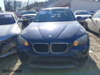 2013 BMW X1 28i with VIN WBAVM1C52DVW46153, listed as a IAAI auction lot 41236419 with 160,732 mi miles. Bid and sale history available at carsss.com. Image 12.