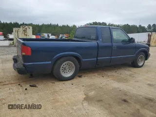 2003 GMC Sonoma SLS with VIN 1GTCS19XX38283560, listed as a Copart auction lot 44261795 with 111,720 mi miles and Clean Title. Bid and sale history available at carsss.com. Image 3.