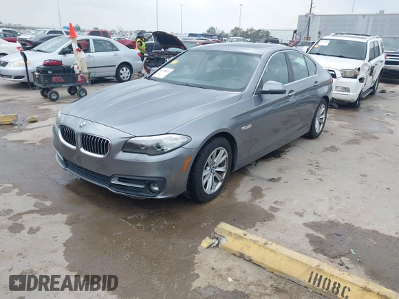 2016 BMW 5 Series 528i z VIN WBA5A5C59GG352743, wystawiony jako IAAI lot #41796478 z przebiegiem 81 844 mil mil oraz . Historia ofert i sprzedaży dostępna na DreamBid. Obrazek 21.
