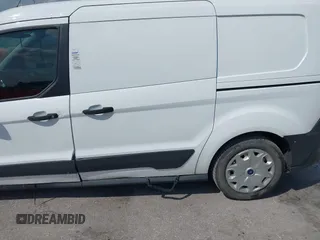 2018 Ford Transit Connect XL z VIN NM0LS7E74J1372469, wystawiony jako IAAI lot #40073799 z przebiegiem 210 247 mil mil oraz . Historia ofert i sprzedaży dostępna na DreamBid. Obrazek 17.