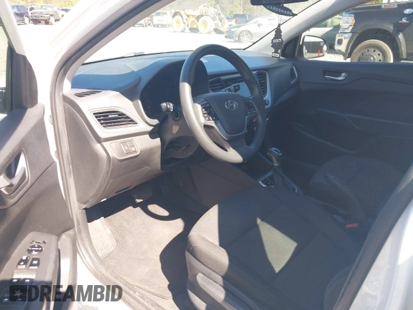 2019 Hyundai Accent SE with VIN 3KPC24A30KE049717, listed as a IAAI auction lot 41792523 with 58,576 mi miles. Bid and sale history available at carsss.com. Image 5.