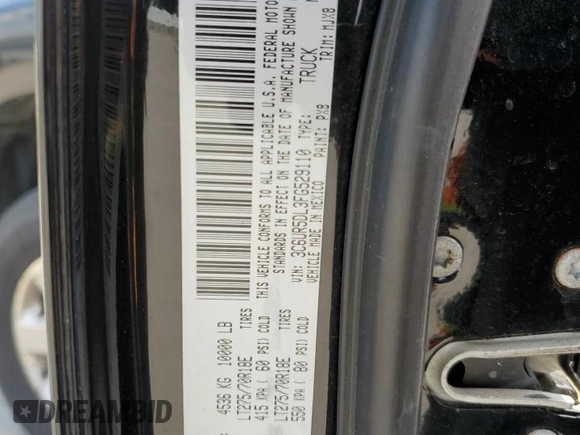 2015 Ram 2500 SLT with VIN 3C6UR5DL3FG529110, listed as a Copart auction lot 60969505 with 147,246 mi miles and Salvage title. Bid and sale history available at DreamBid. Image 13.