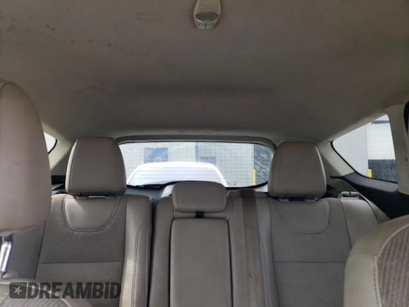 2014 Ford Escape SE with VIN 1FMCU0G92EUE34518, listed as a Copart auction lot 52331185 with 217,010 mi miles and Clean Title. Bid and sale history available at carsss.com. Image 10.