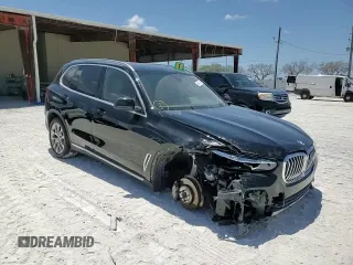 2023 BMW X5 sDrive40i with VIN 5UXCR4C05P9R70324, listed as a Copart auction lot 54661245 with 13,136 mi miles and Salvage title. Bid and sale history available at DreamBid. Image 13.
