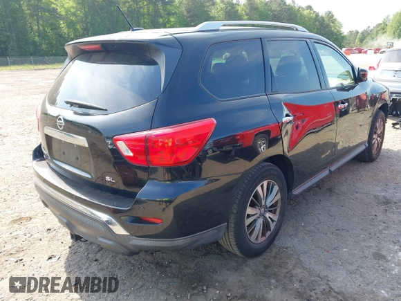2018 Nissan Pathfinder Platinum z VIN 5N1DR2MN2JC640330, wystawiony jako IAAI lot #42147082 z przebiegiem 179 728 mil mil oraz . Historia ofert i sprzedaży dostępna na DreamBid. Obrazek 4.