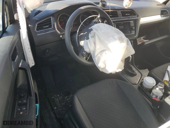 2021 Volkswagen Tiguan S with VIN 3VV1B7AX7MM005980, listed as a Copart auction lot 42827715 with 34,940 mi miles and Salvage Title. Bid and sale history available at carsss.com. Image 8.
