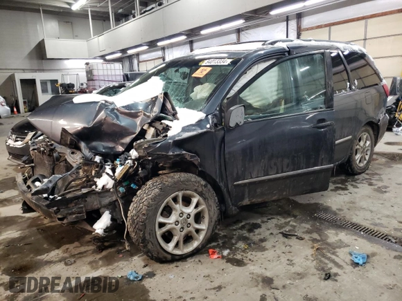 2006 Toyota Sienna XLE with VIN 5TDBA22C26S061865, listed as a Copart auction lot 84013334 with 0 mi miles and Salvage Title. Bid and sale history available at carsss.com. Image 1.