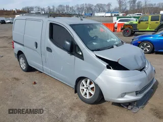 2013 Nissan NV200 SV with VIN 3N6CM0KN2DK692803, listed as a IAAI auction lot 41840649 with Not Provided miles and . Bid and sale history available at carsss.com. Image 1.
