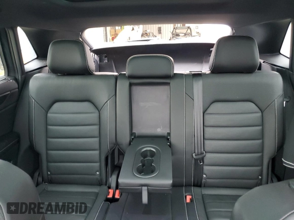 2024 Volkswagen Atlas SEL R-Line with VIN 1V2AE2CA0RC201364, listed as a Copart auction lot 59367255 with 13,638 mi miles and Salvage title. Bid and sale history available at DreamBid. Image 10.