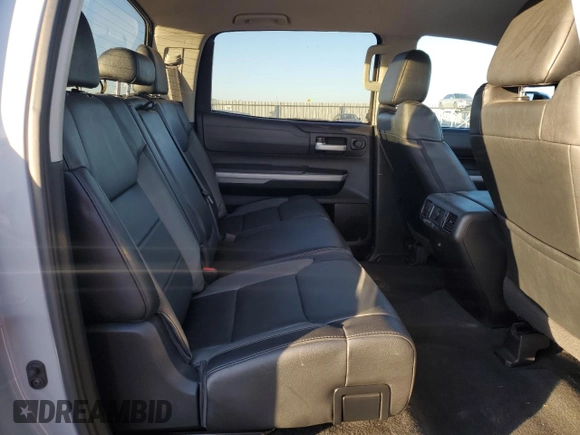 2018 Toyota Tundra 2WD SR5 with VIN 5TFFY5F16JX237455, listed as a Copart auction lot 84060504 with 105,034 mi miles and Salvage Title. Bid and sale history available at carsss.com. Image 10.