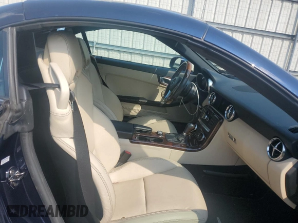 2012 Mercedes-Benz SLK 250 with VIN WDDPK4HA0CF037649, listed as a Copart auction lot 69355734 with 23,606 mi miles and Salvage title. Bid and sale history available at DreamBid. Image 10.