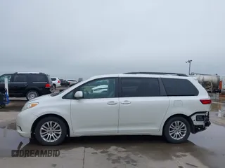 2017 Toyota Sienna XLE Auto Access Seat z VIN 5TDYZ3DC2HS846346, wystawiony jako IAAI lot #42126507 z przebiegiem 223 462 mil mil oraz . Historia ofert i sprzedaży dostępna na DreamBid. Obrazek 15.