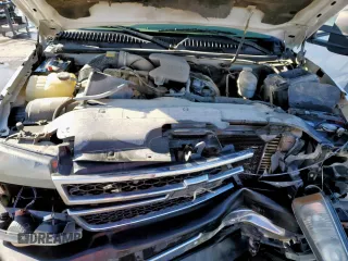 2006 Chevrolet Silverado 3500 SRW Wrk Trk with VIN 1GCHK33D76F220366, listed as a Copart auction lot 88126435 with 263,384 mi miles and Salvage Title. Bid and sale history available at carsss.com. Image 12.