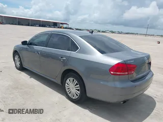 2015 Volkswagen Passat Wolfsburg Edition с VIN 1VWAT7A3XFC115934, выставлен на аукционе IAAI как лот 42605174 с пробегом 110 186 миль миль и . История ставок и продаж доступна на DreamBid. Изображение 3.