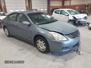 2012 Nissan Altima 2.5 S with VIN 1N4AL2AP2CC185955, listed as a IAAI auction lot 42098832 with 193,145 mi miles. Bid and sale history available at carsss.com. Image 1.