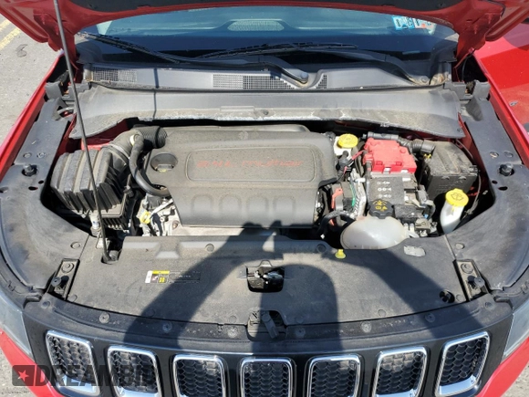 2019 Jeep Compass Altitude z VIN 3C4NJDBB0KT846787, wystawiony jako Copart lot #64287575 z przebiegiem 29 908 mil mil oraz Szkoda całkowita • Salvage title. Historia ofert i sprzedaży dostępna na DreamBid. Obrazek 12.