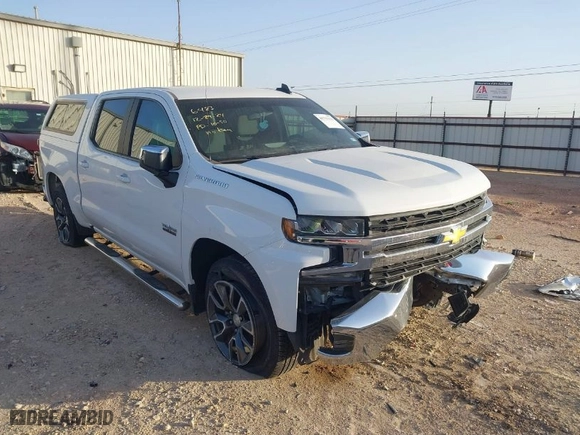 2019 Chevrolet Silverado 1500 LT with VIN 3GCPWCED5KG146483, listed as a IAAI auction lot 41757133 with 126,638 mi miles. Bid and sale history available at carsss.com. Image 1.