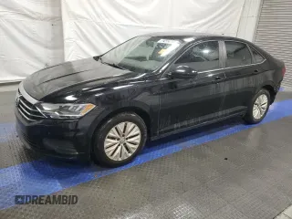 2020 Volkswagen Jetta S z VIN 3VWCB7BU2LM021253, wystawiony jako Copart lot #52132805 z przebiegiem 88 409 mil mil oraz Tytuł czysty. Historia ofert i sprzedaży dostępna na DreamBid. Obrazek 1.