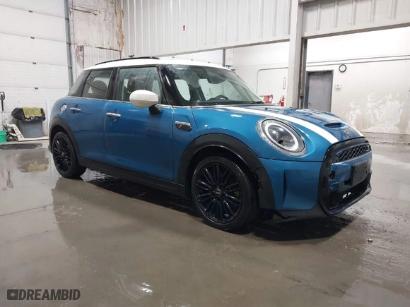 2022 MINI Hardtop 4 Door Cooper S with VIN WMW53DK02N2R94306, listed as a IAAI auction lot 41159141 with 14,263 mi miles. Bid and sale history available at carsss.com. Image 1.