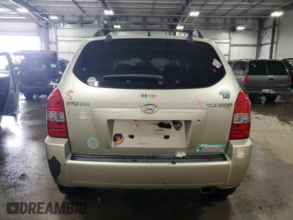 2006 Hyundai Tucson GL with VIN KM8JM12B06U262563, listed as a Copart auction lot 72029874 with 213,624 mi miles and Salvage Title. Bid and sale history available at carsss.com. Image 6.
