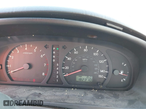 2002 Hyundai XG350 L with VIN KMHFU45E72A204717, listed as a IAAI auction lot 41386637 with 182,310 mi miles. Bid and sale history available at carsss.com. Image 7.