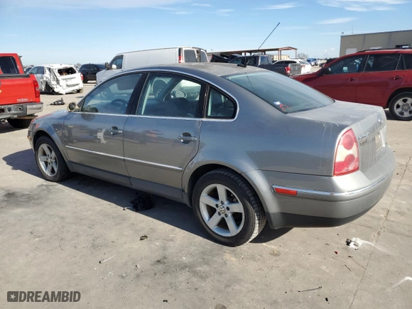 2004 Volkswagen Passat GLX with VIN WVWTH63B14P158303, listed as a Copart auction lot 87481604 with 138,464 mi miles and Clean Title. Bid and sale history available at carsss.com. Image 2.