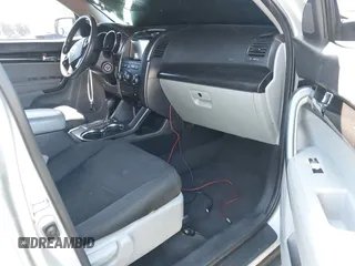 2013 Kia Sorento LX with VIN 5XYKT4A6XDG356336, listed as a IAAI auction lot 42503679 with 236,752 mi miles and . Bid and sale history available at DreamBid. Image 5.