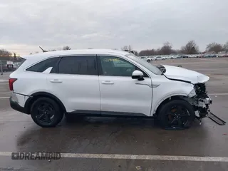 2021 Kia Sorento LX with VIN 5XYRG4LCXMG046127, listed as a IAAI auction lot 41190085 with 72,673 mi miles. Bid and sale history available at carsss.com. Image 14.