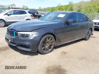 2018 BMW 5 Series 540i z VIN WBAJE5C50JWA96205, wystawiony jako IAAI lot #42213253 z przebiegiem 96 198 mil mil oraz . Historia ofert i sprzedaży dostępna na DreamBid. Obrazek 16.