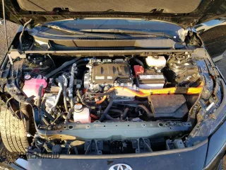 2023 Toyota bZ4X XLE z VIN JTMAAAAA9PA001408, wystawiony jako Copart lot #81972433 z przebiegiem 10 917 mil mil oraz . Historia ofert i sprzedaży dostępna na DreamBid. Obrazek 14.