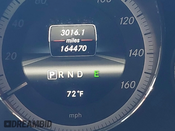 2013 Mercedes-Benz E-Class E 350 with VIN WDDKK5KF6DF198996, listed as a IAAI auction lot 42152169 with 164,470 mi miles. Bid and sale history available at carsss.com. Image 15.