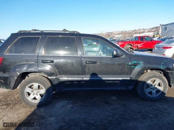 2007 Jeep Grand Cherokee Limited with VIN 1J8HR58N57C618812, listed as a IAAI auction lot 41435127 with 111,118 mi miles. Bid and sale history available at carsss.com. Image 13.