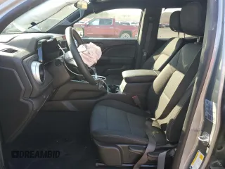 2024 Chevrolet Colorado 2WD LT z VIN 1GCPSCEK5R1108190, wystawiony jako Copart lot #45334365 z przebiegiem 34 068 mil mil oraz Szkoda całkowita • Salvage title. Historia ofert i sprzedaży dostępna na DreamBid. Obrazek 7.