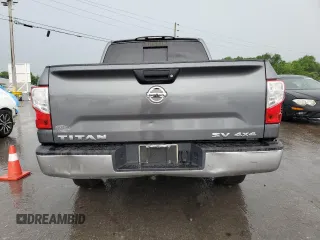2017 Nissan Titan SV z VIN 1N6AA1EJ1HN572201, wystawiony jako Copart lot #54066705 z przebiegiem Nie podano mil oraz Czysty tytuł • Clean title. Historia ofert i sprzedaży dostępna na DreamBid. Obrazek 6.