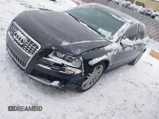 2007 Audi S8 z VIN WAUPN44E67N009650, wystawiony jako IAAI lot #41341680 z przebiegiem 166 611 mil mil oraz . Historia ofert i sprzedaży dostępna na DreamBid. Obrazek 2.