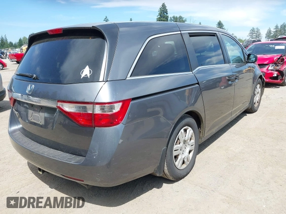 2012 Honda Odyssey LX с VIN 5FNRL5H23CB049703, выставлен на аукционе IAAI как лот 42467459 с пробегом 96 247 миль миль и . История ставок и продаж доступна на DreamBid. Изображение 4.