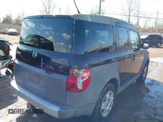 2005 Honda Element LX with VIN 5J6YH18365L011536, listed as a IAAI auction lot 41664563 with 223,380 mi miles and . Bid and sale history available at DreamBid. Image 4.