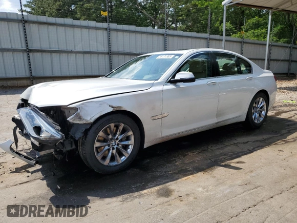 2014 BMW 7 Series 740i z VIN WBAYA6C51ED144132, wystawiony jako Copart lot #55131365 z przebiegiem 116 826 mil mil oraz Szkoda całkowita • Salvage title. Historia ofert i sprzedaży dostępna na DreamBid. Obrazek 1.